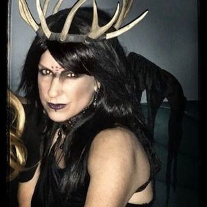 Meet your Posher, Rhonda rtoo